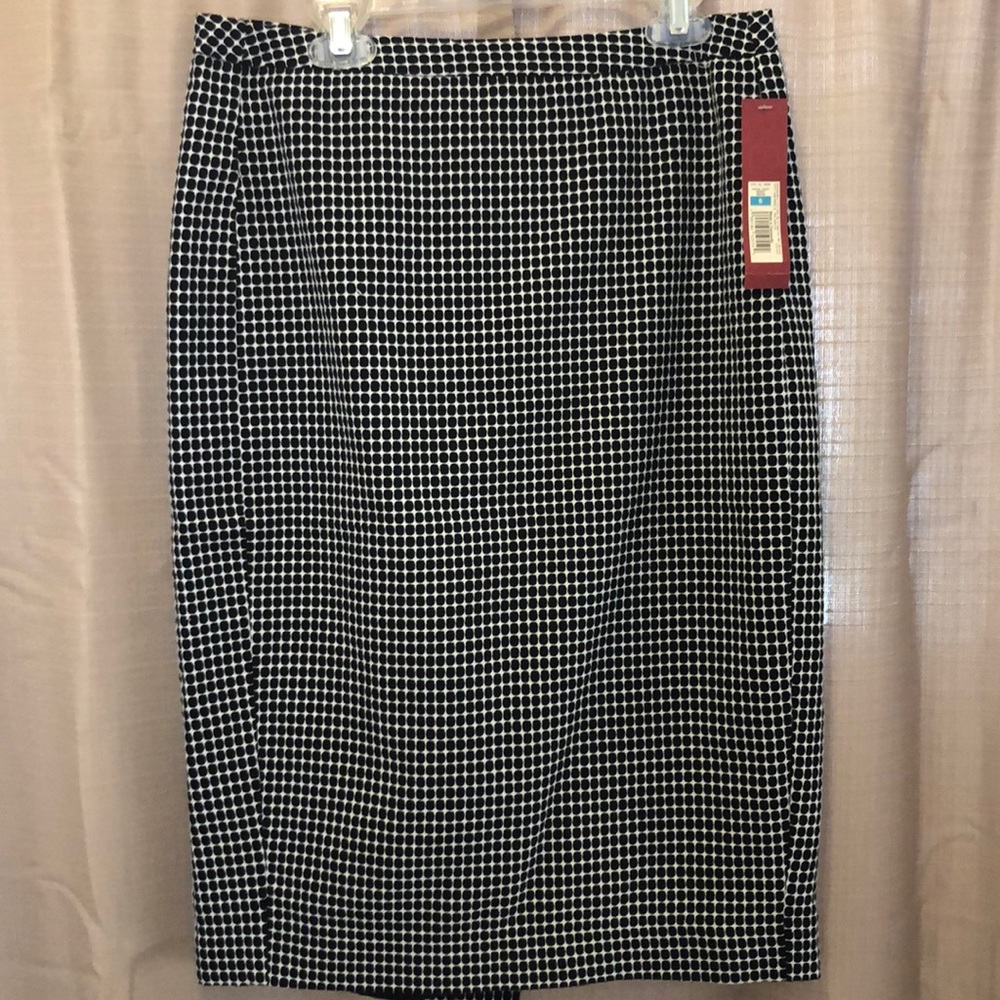 Lined pencil skirt